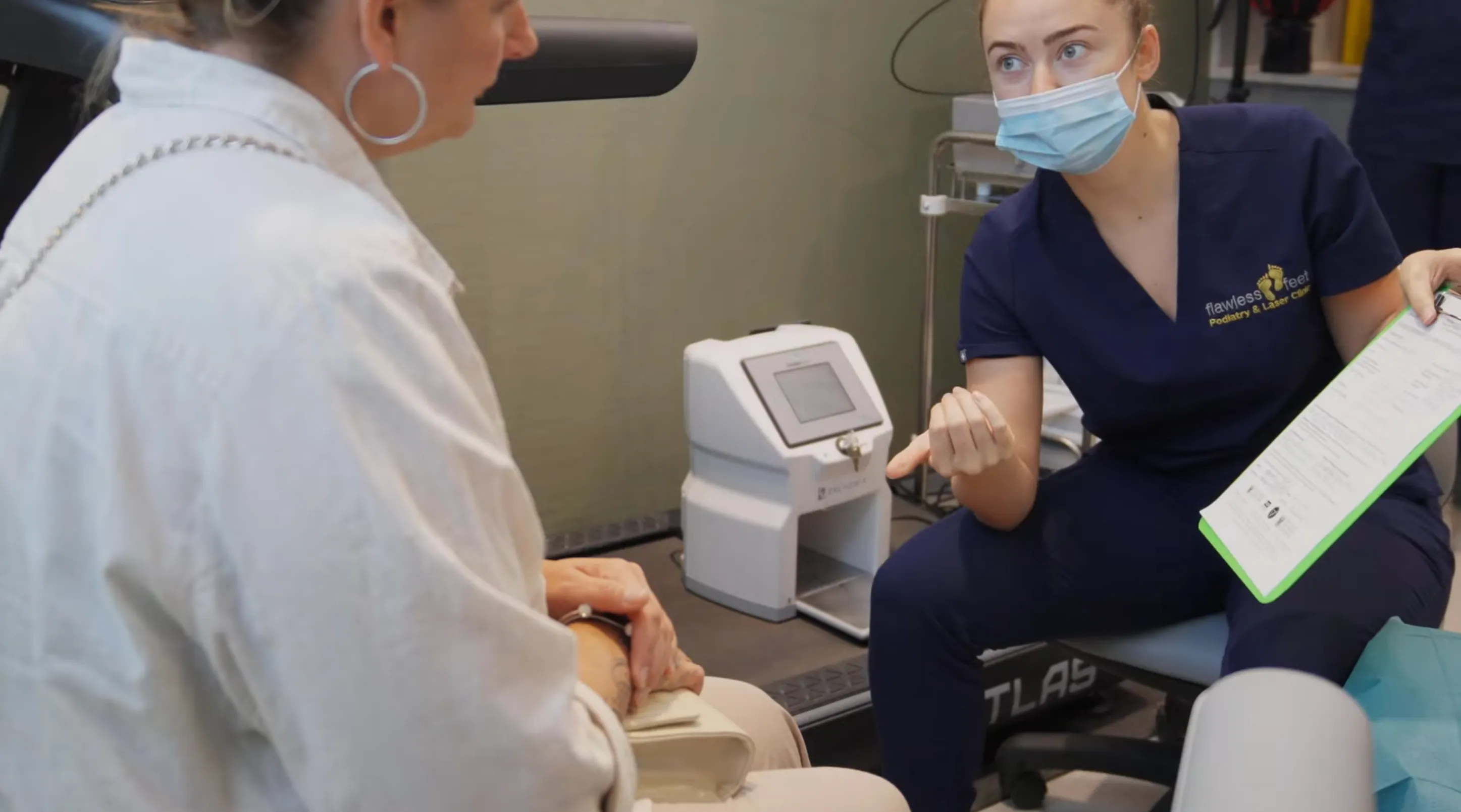 Ingrown Toenail (Onychocryptosis) – Symptoms, Causes & Diagnosis