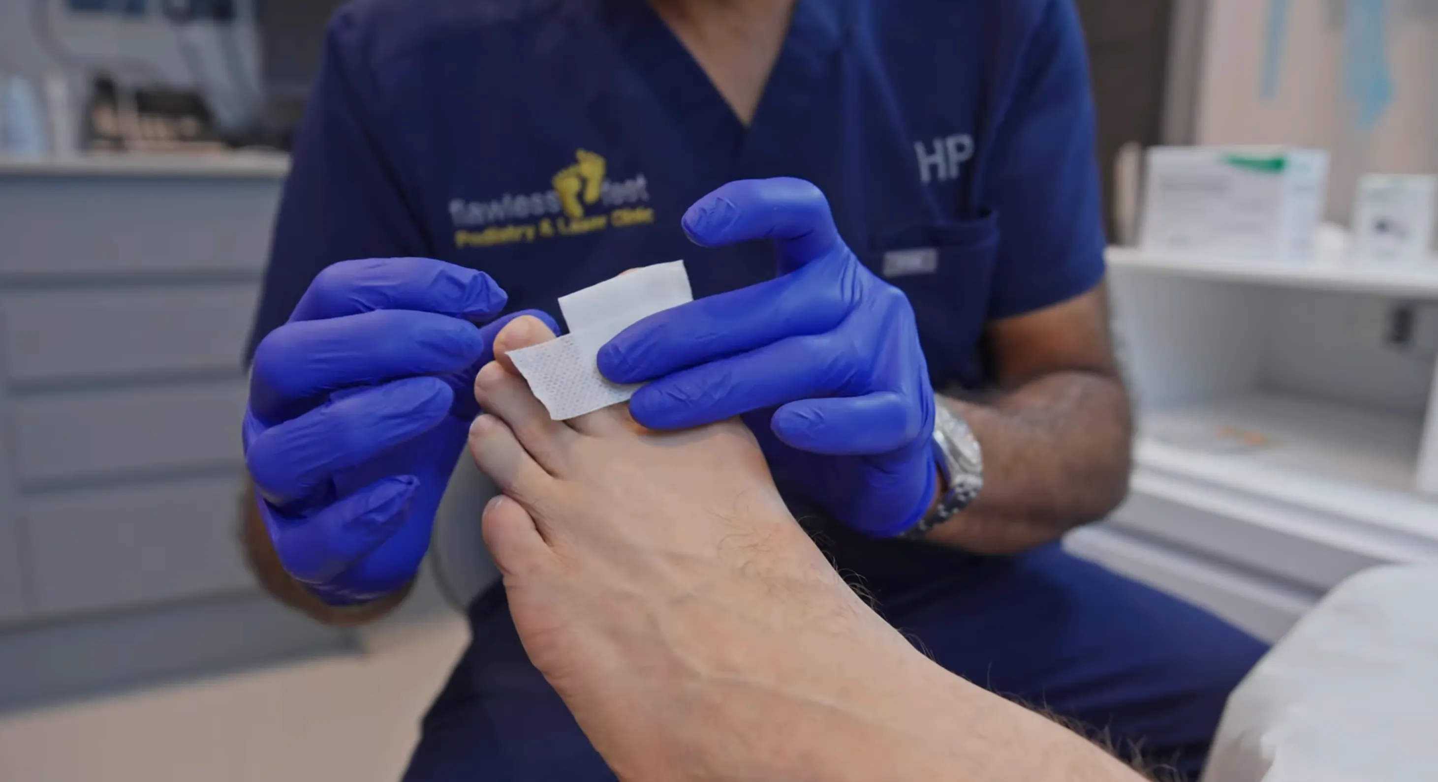 Ingrown Toenail (Onychocryptosis) – Symptoms, Causes & Diagnosis